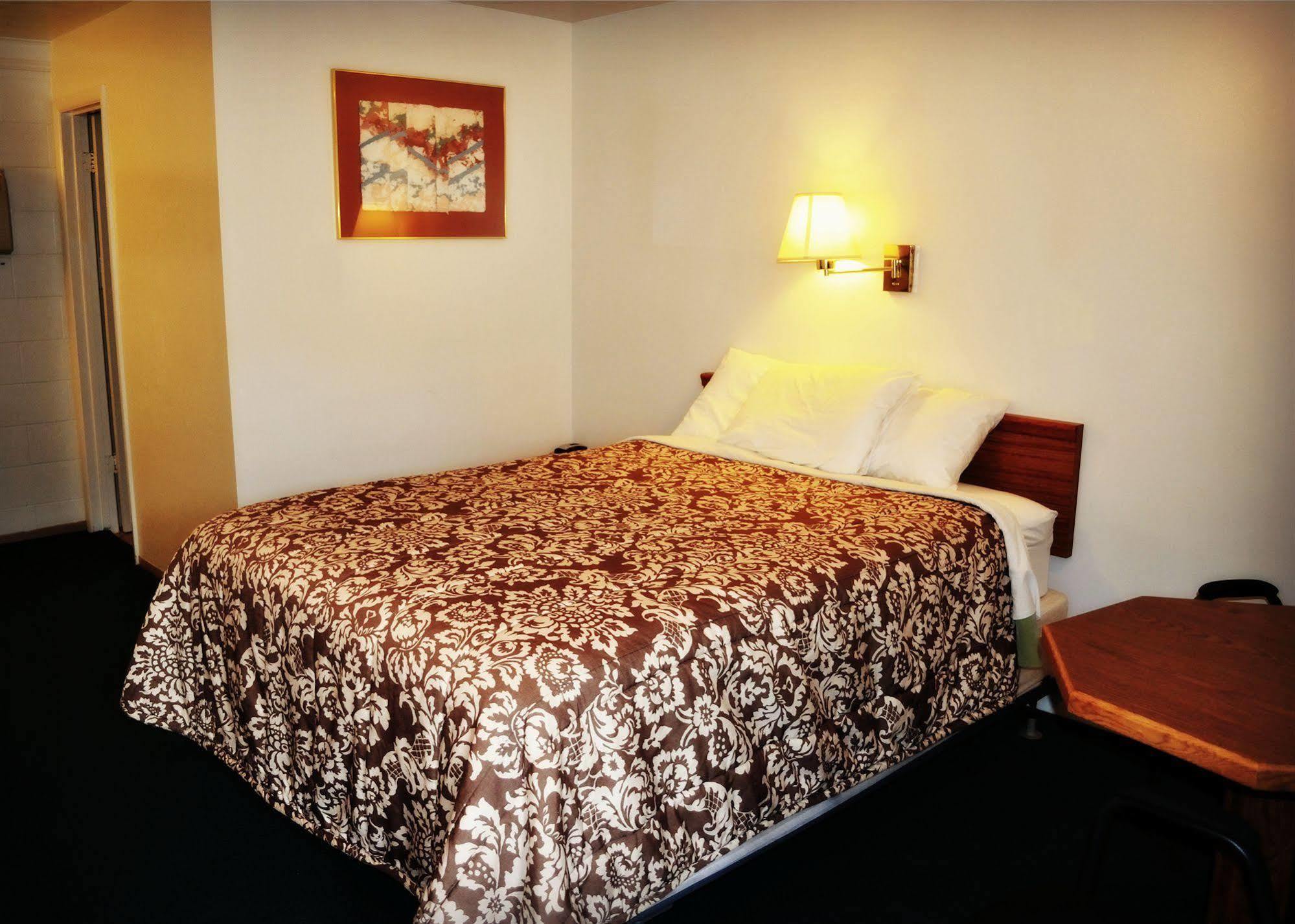 Town House Motel Rapid City Zewnętrze zdjęcie